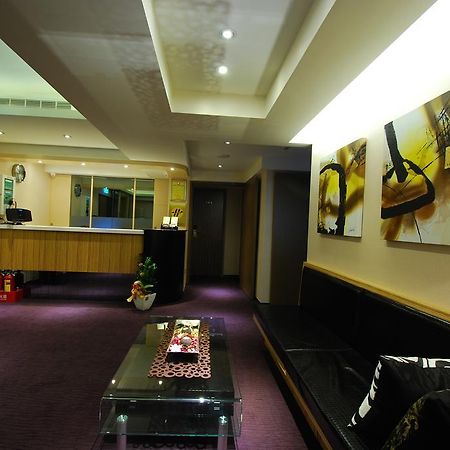 Hotel 欣欣旅店 à Taipei Extérieur photo