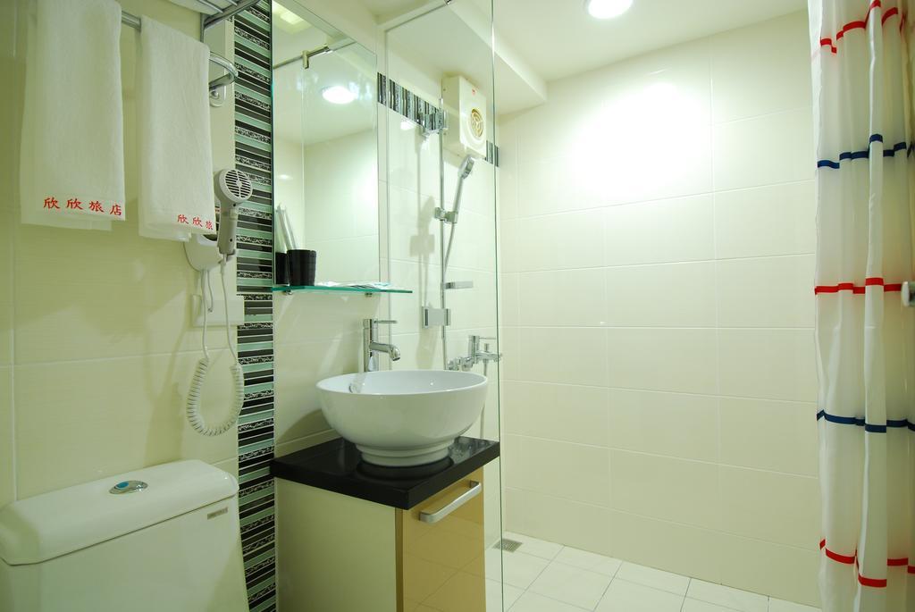 Hotel 欣欣旅店 à Taipei Chambre photo