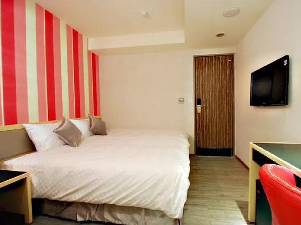 Hotel 欣欣旅店 à Taipei Extérieur photo